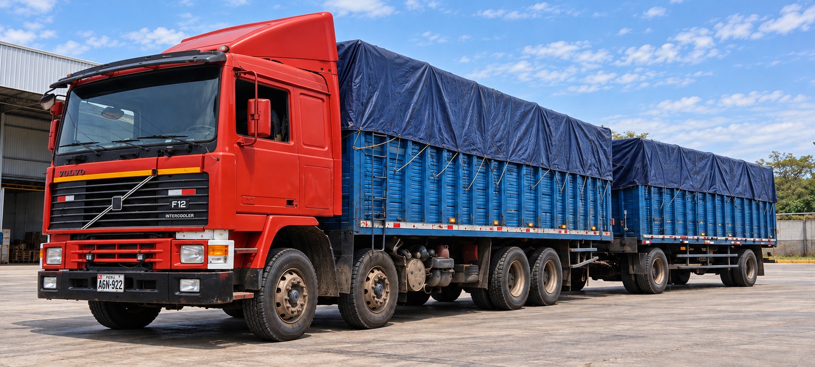 VOLVO F-12 